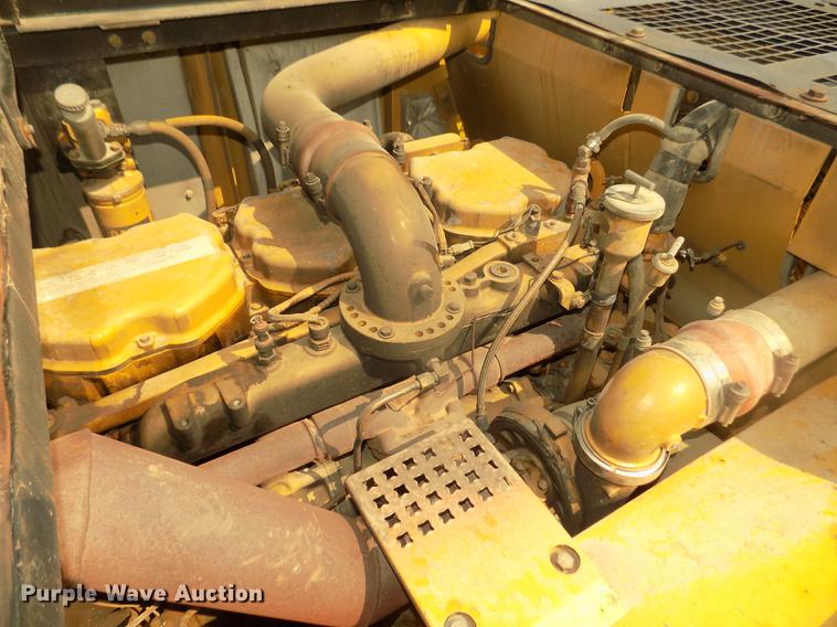 image for item DB8732 1999 Caterpillar 345B L excavator