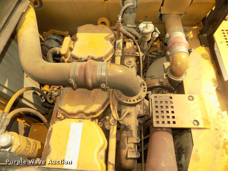 image for item DB8732 1999 Caterpillar 345B L excavator