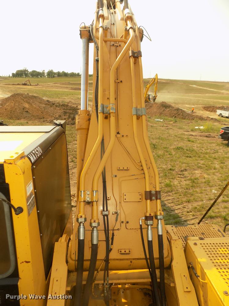 image for item DB8732 1999 Caterpillar 345B L excavator