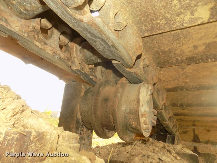 image for item DB8732 1999 Caterpillar 345B L excavator