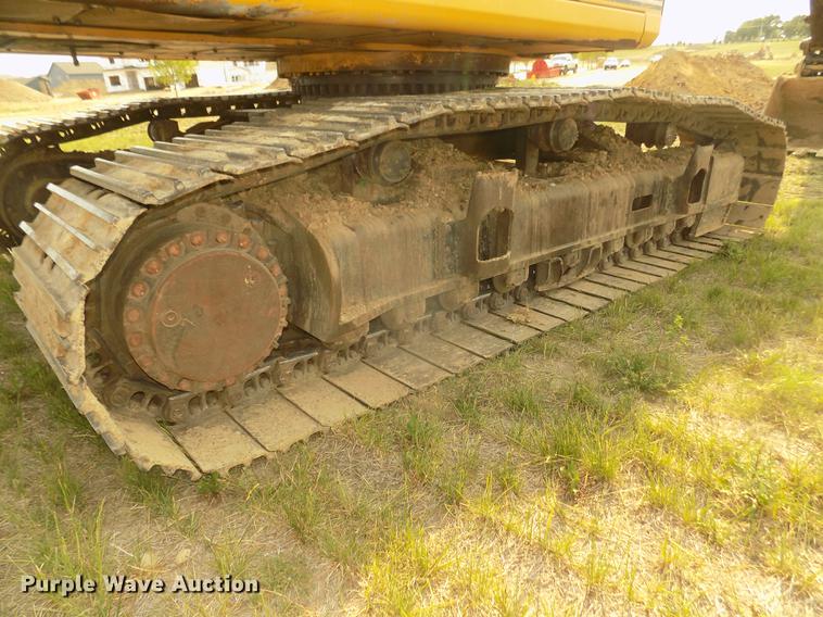 image for item DB8732 1999 Caterpillar 345B L excavator