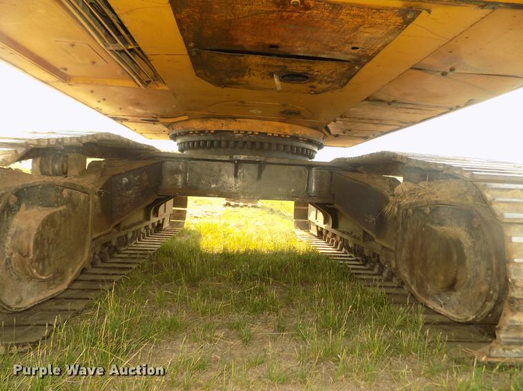 image for item DB8732 1999 Caterpillar 345B L excavator