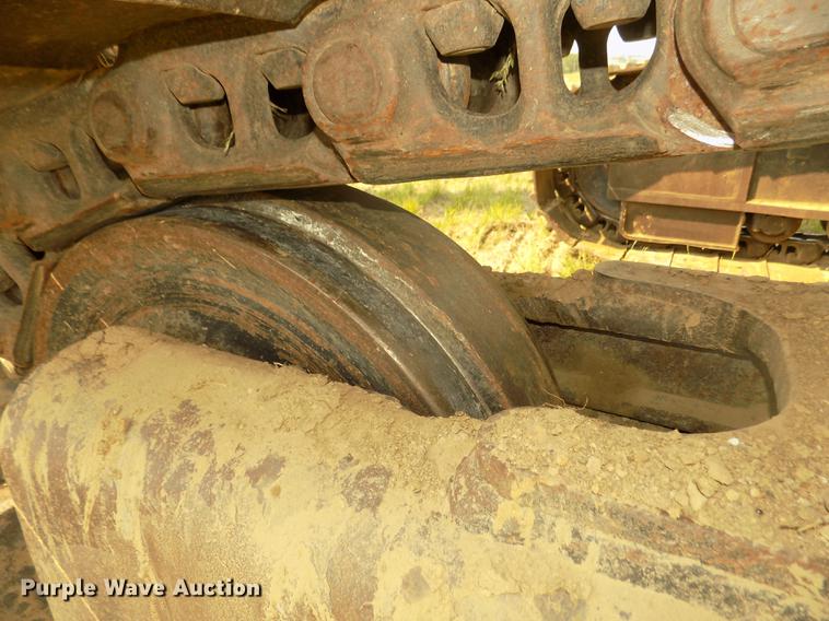 image for item DB8732 1999 Caterpillar 345B L excavator