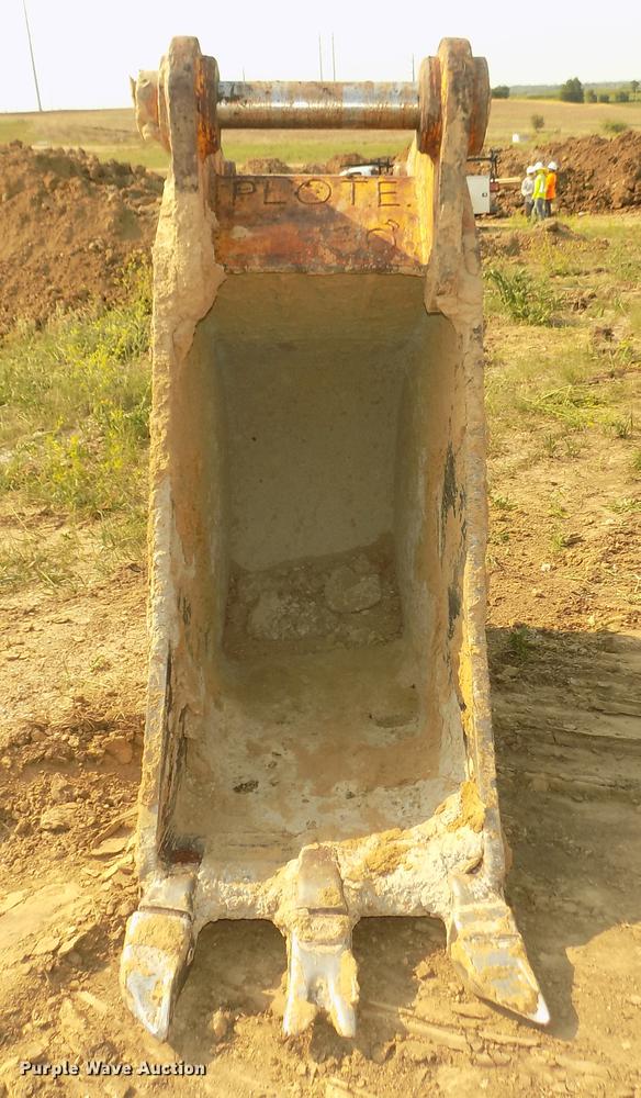 image for item DB8732 1999 Caterpillar 345B L excavator