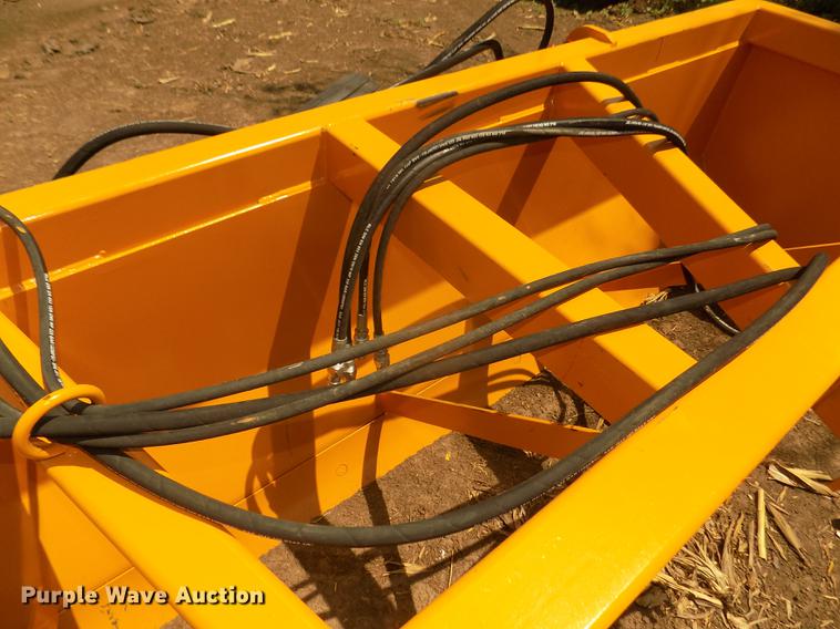 image for item DB8736 2018 Industrias America 10F box scraper