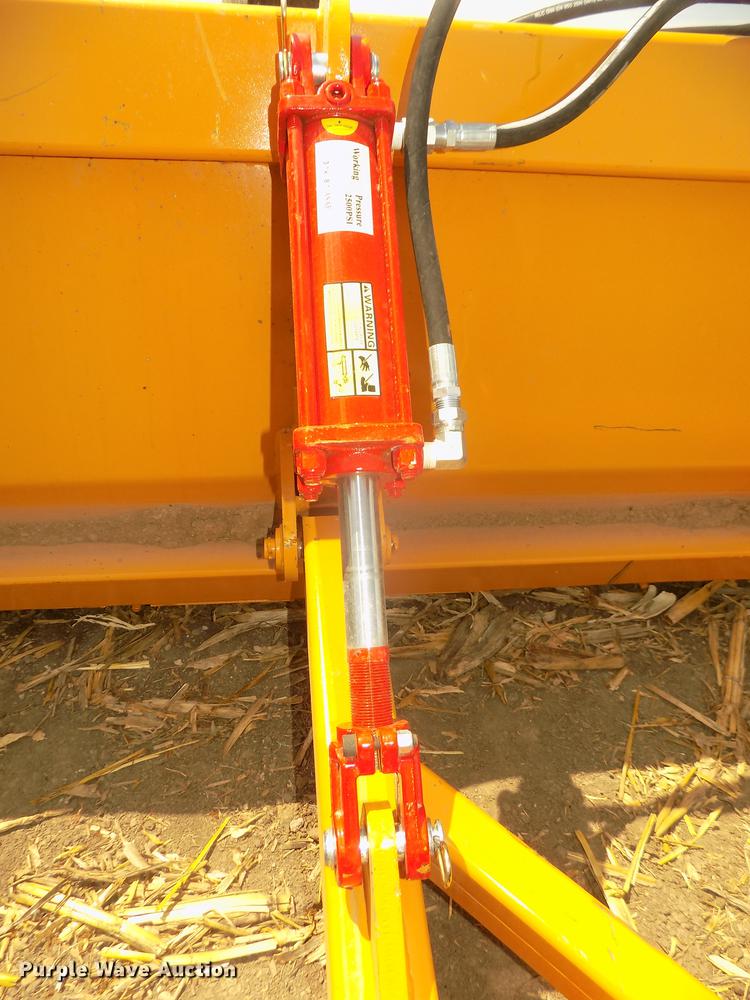 image for item DB8736 2018 Industrias America 10F box scraper