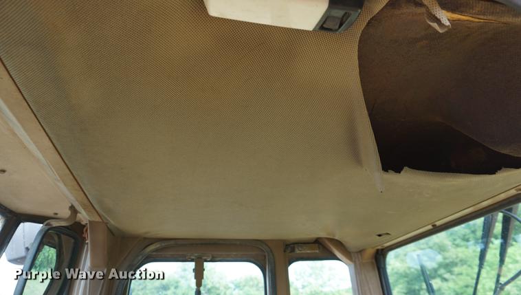 image for item DC5494 1994 Caterpillar 936F wheel loader