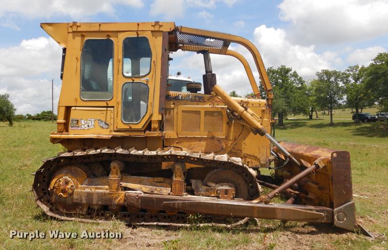 image for item DC5956 1990 Caterpillar D6D PS dozer