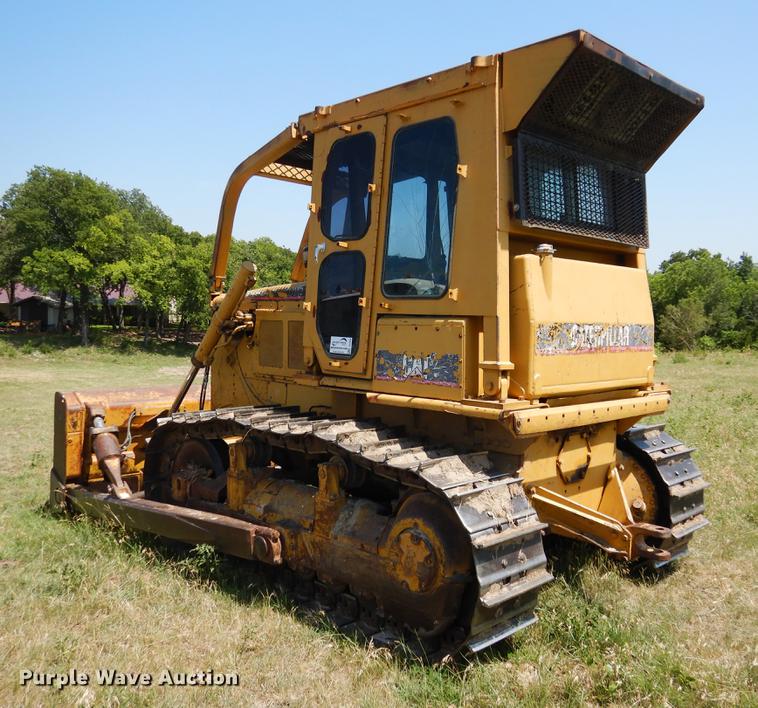 image for item DC5956 1990 Caterpillar D6D PS dozer