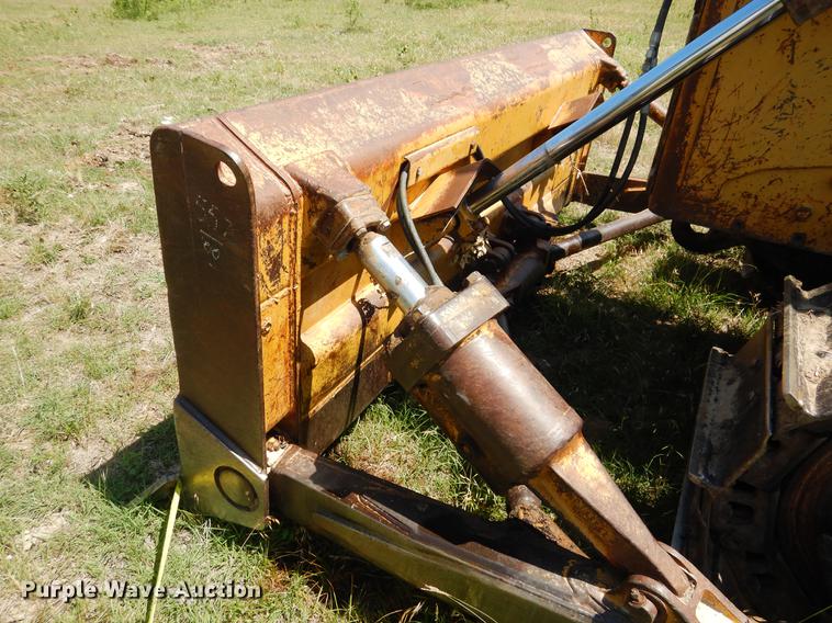 image for item DC5956 1990 Caterpillar D6D PS dozer