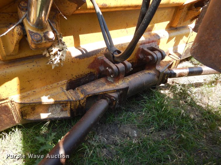 image for item DC5956 1990 Caterpillar D6D PS dozer