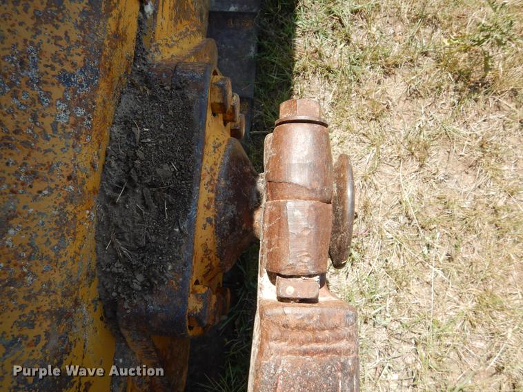 image for item DC5956 1990 Caterpillar D6D PS dozer
