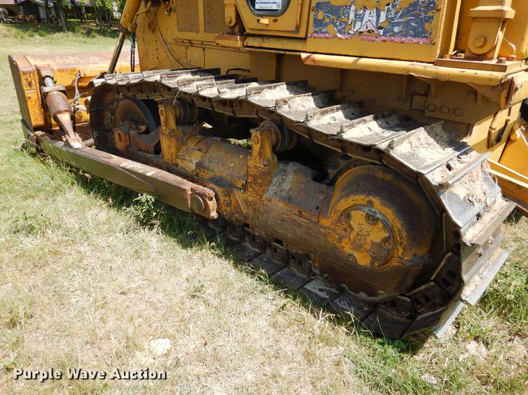image for item DC5956 1990 Caterpillar D6D PS dozer