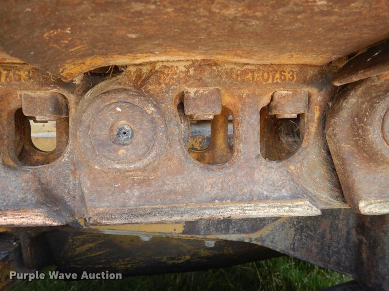 image for item DC5956 1990 Caterpillar D6D PS dozer