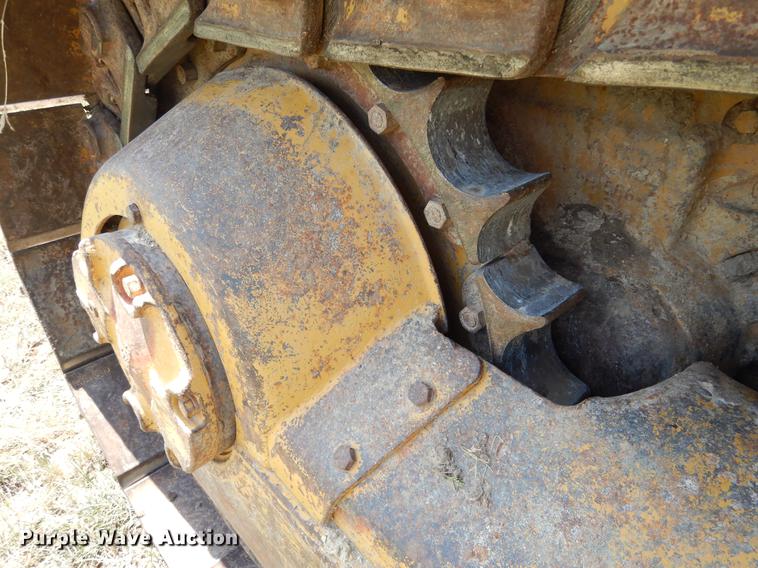 image for item DC5956 1990 Caterpillar D6D PS dozer
