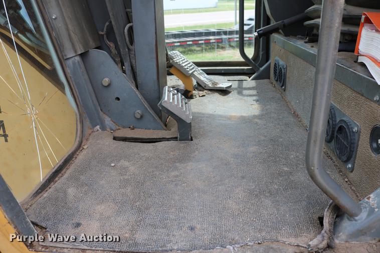 image for item DC7538 1995 Champion 730A motor grader