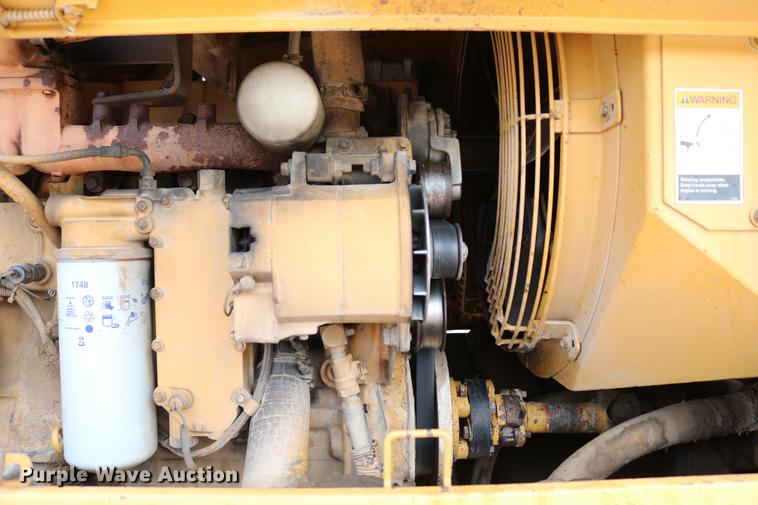 image for item DC7538 1995 Champion 730A motor grader