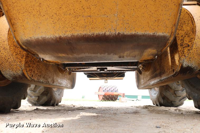 image for item DC7538 1995 Champion 730A motor grader