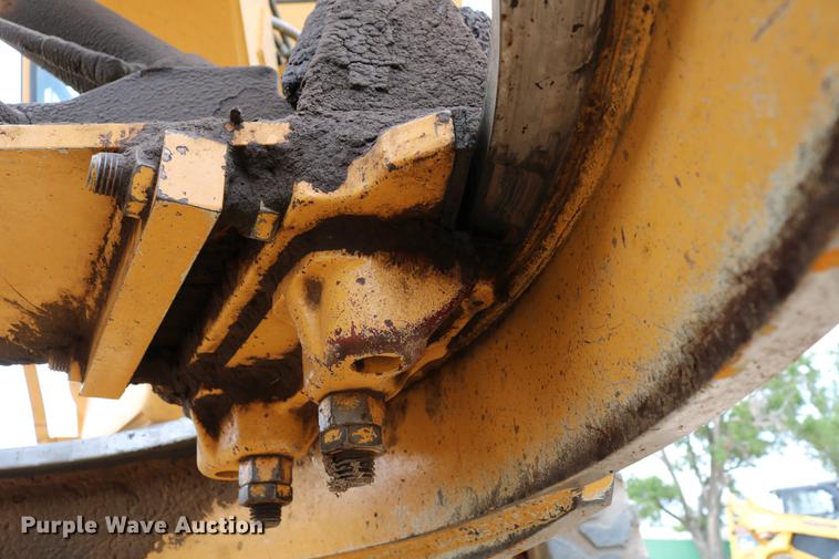 image for item DC7538 1995 Champion 730A motor grader