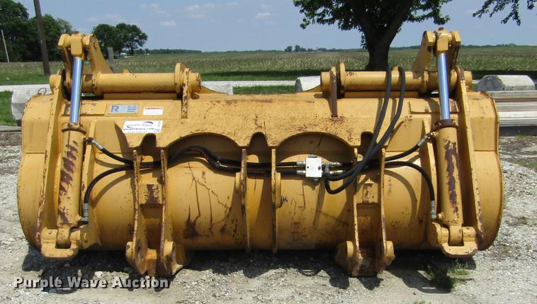 image for item DD2691 Rockland GPX544E loader grapple bucket