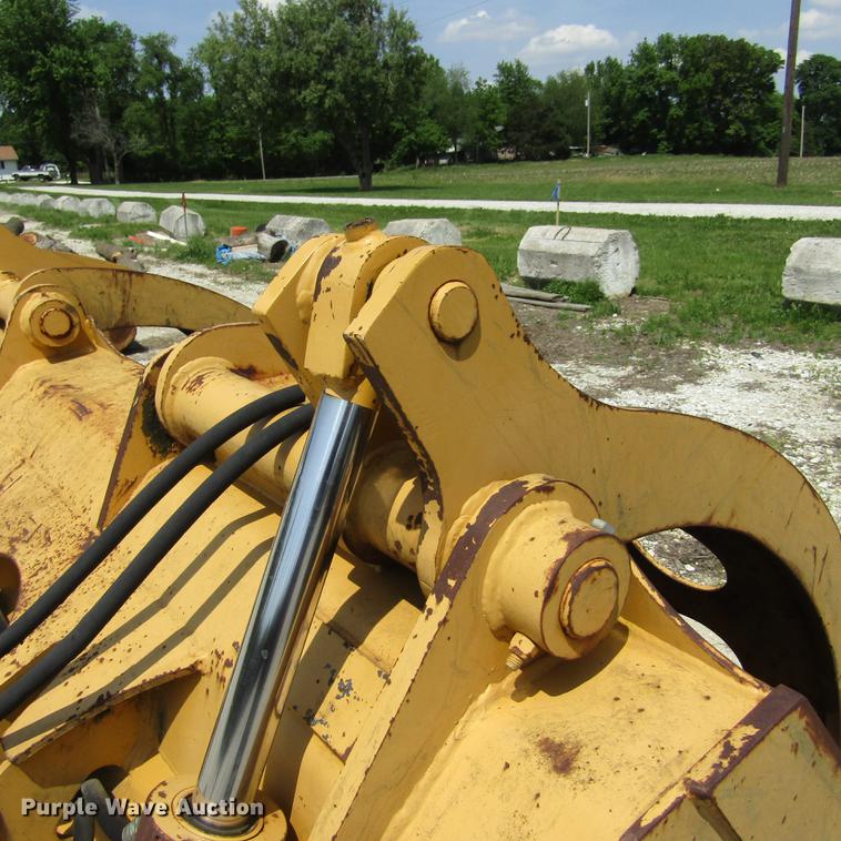 image for item DD2691 Rockland GPX544E loader grapple bucket