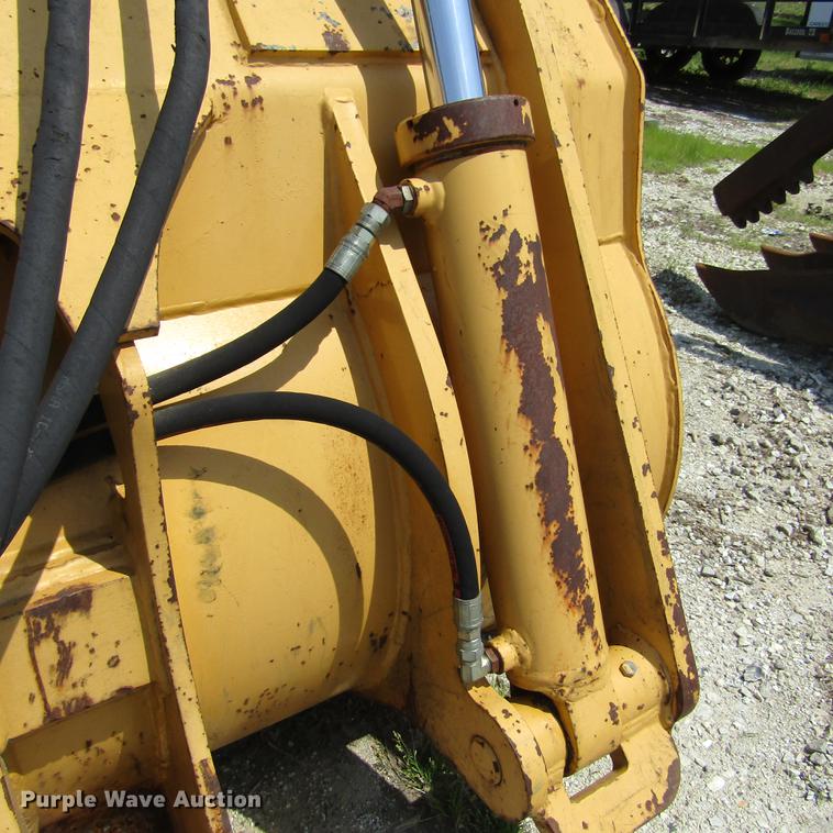 image for item DD2691 Rockland GPX544E loader grapple bucket