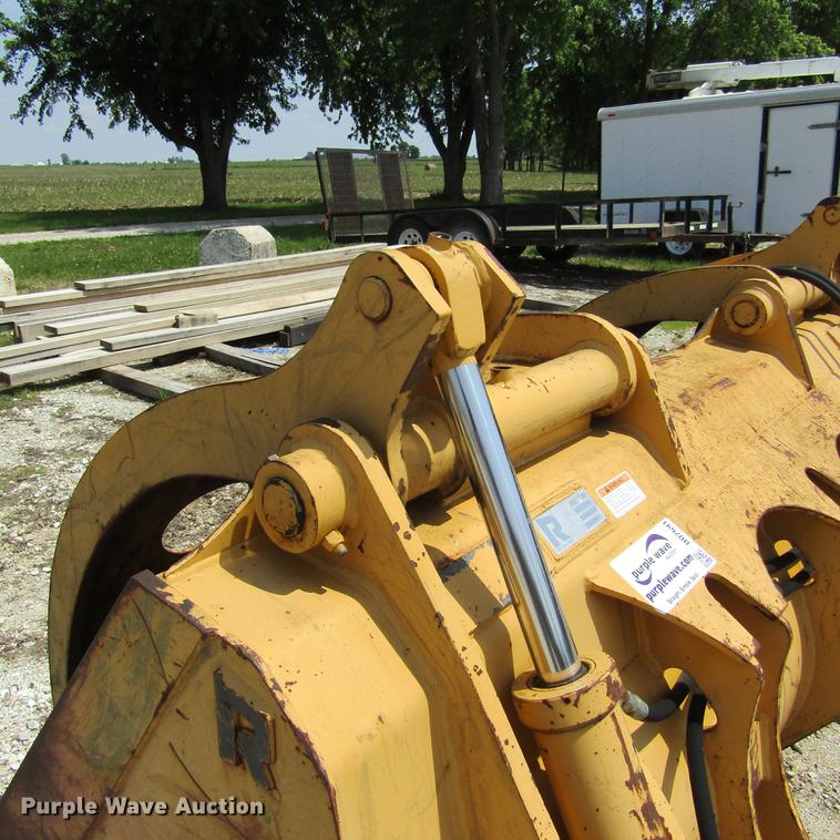 image for item DD2691 Rockland GPX544E loader grapple bucket