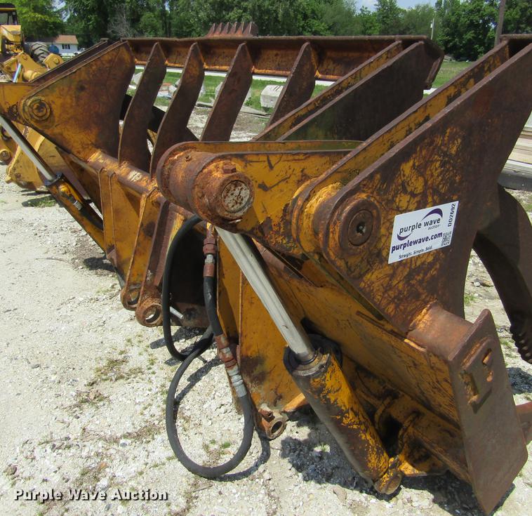 image for item DD2692 Pemberton JD544E3LRC loader rake bucket