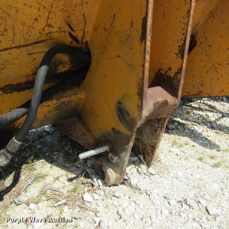 image for item DD2692 Pemberton JD544E3LRC loader rake bucket