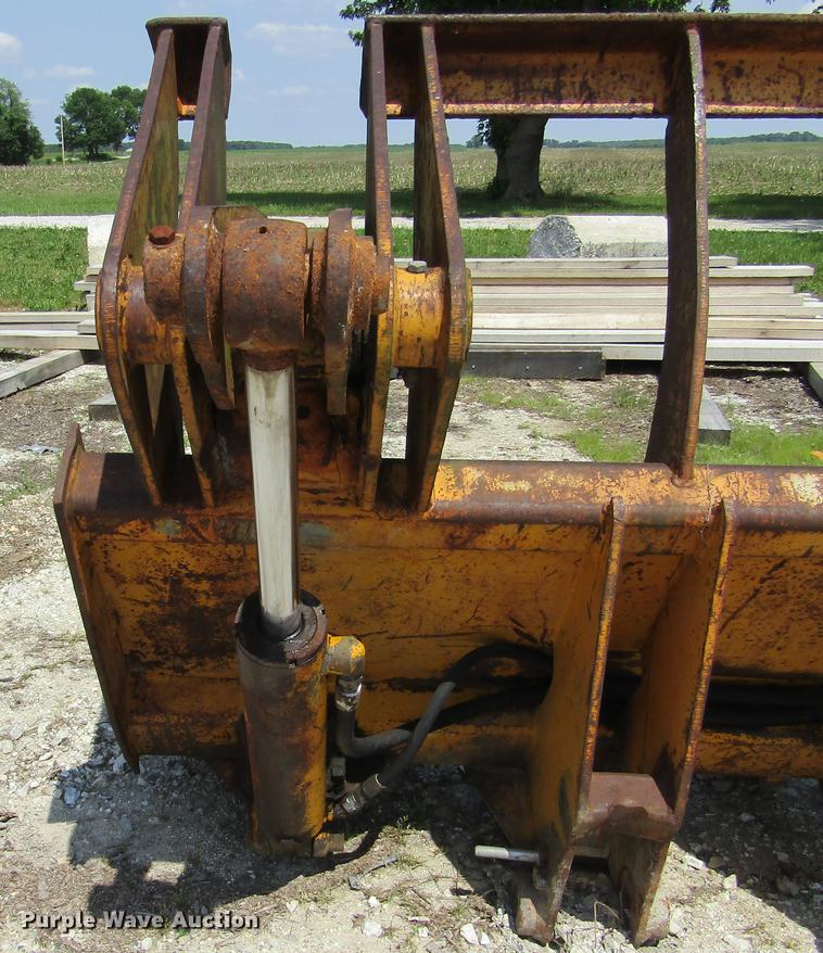 image for item DD2692 Pemberton JD544E3LRC loader rake bucket