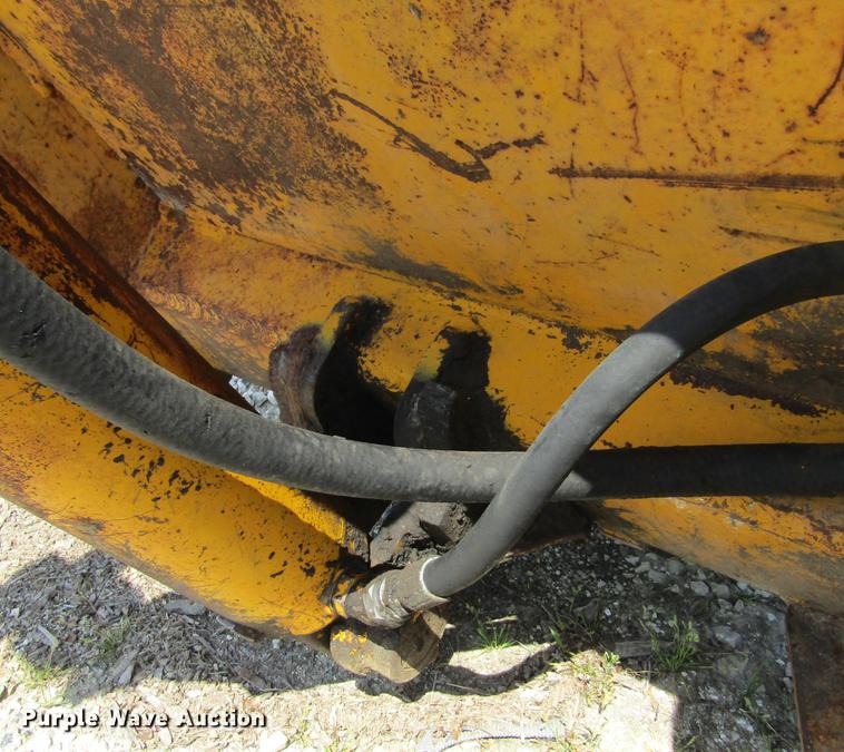 image for item DD2692 Pemberton JD544E3LRC loader rake bucket