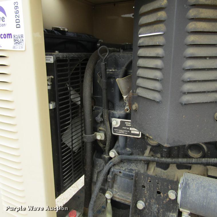image for item DD2693 1998 Generac 0009951 generator