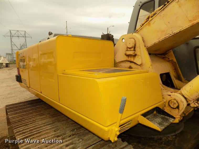 image for item DD2750 1996 Kobelco SK220LC excavator