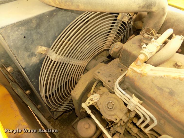 image for item DD2750 1996 Kobelco SK220LC excavator