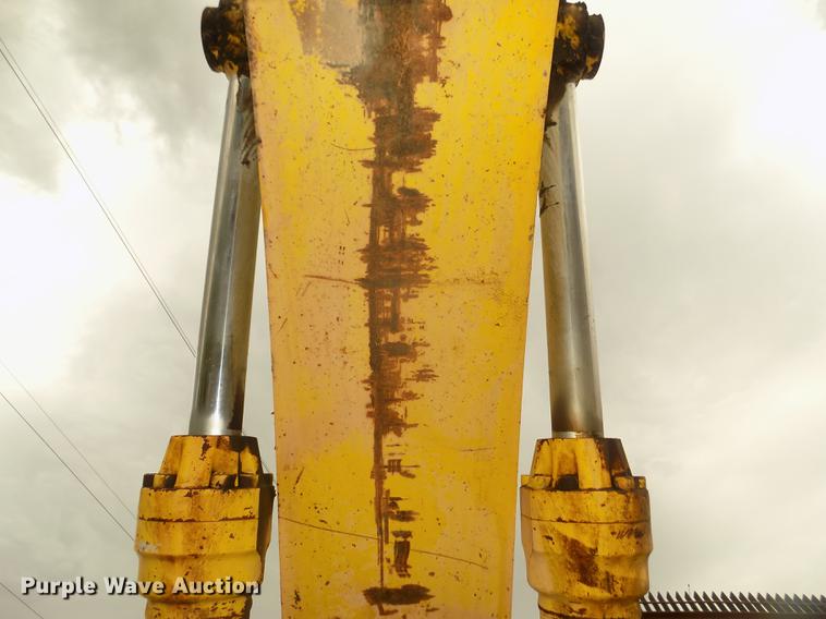 image for item DD2750 1996 Kobelco SK220LC excavator