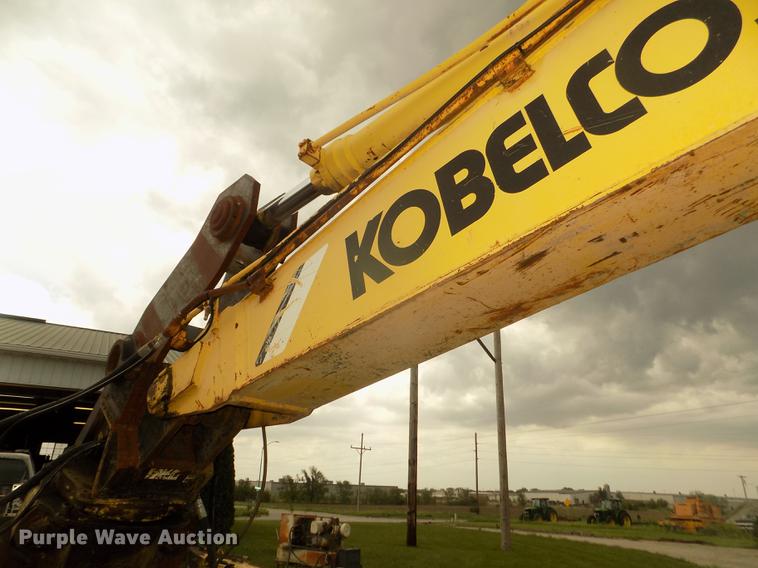 image for item DD2750 1996 Kobelco SK220LC excavator