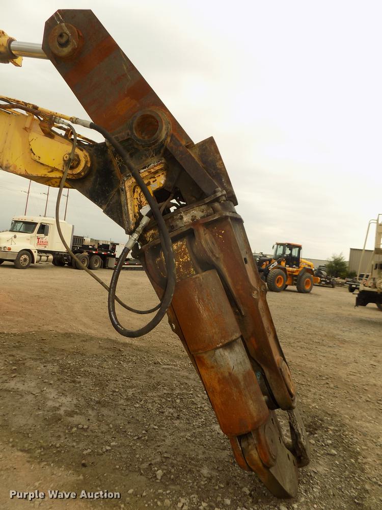 image for item DD2750 1996 Kobelco SK220LC excavator