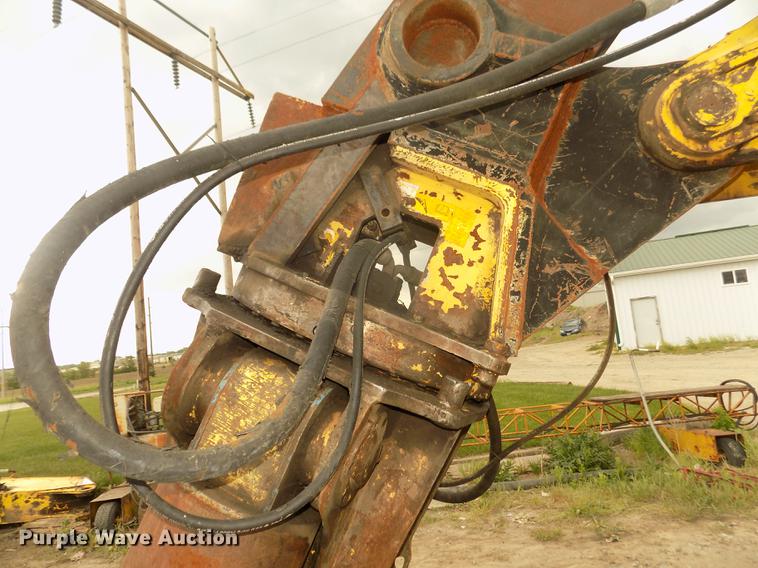 image for item DD2750 1996 Kobelco SK220LC excavator