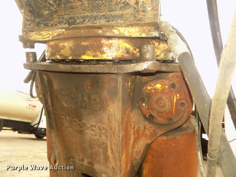 image for item DD2750 1996 Kobelco SK220LC excavator