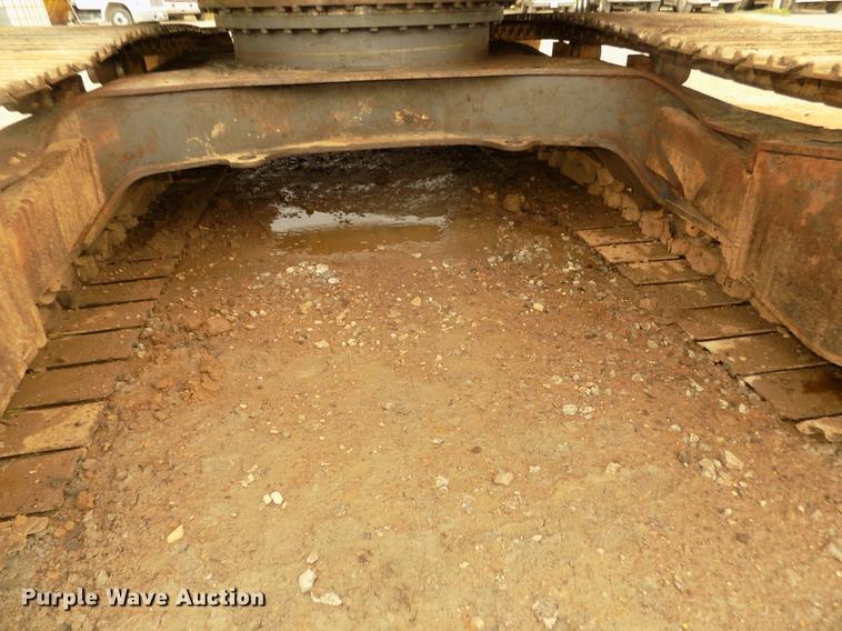 image for item DD2750 1996 Kobelco SK220LC excavator