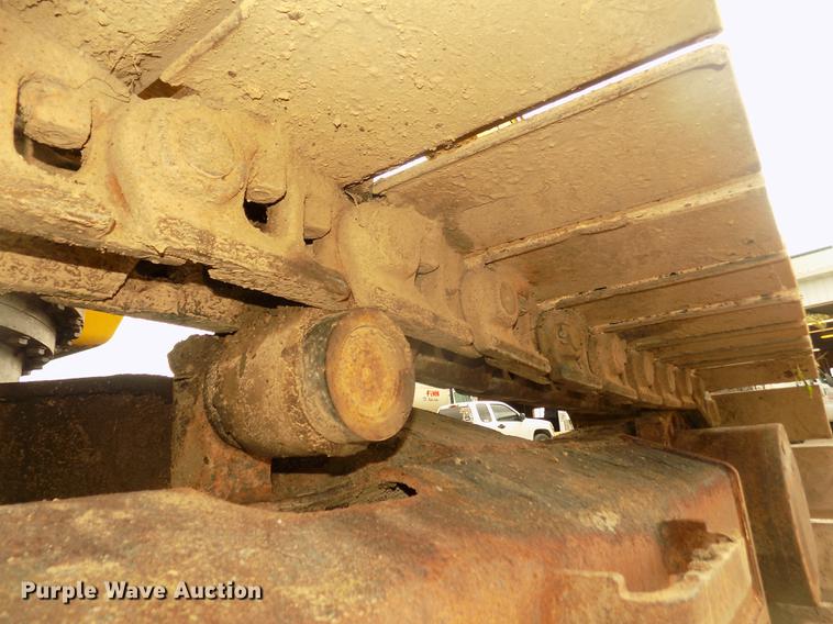 image for item DD2750 1996 Kobelco SK220LC excavator