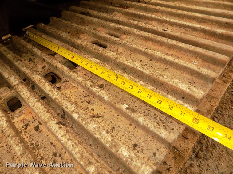 image for item DD2750 1996 Kobelco SK220LC excavator