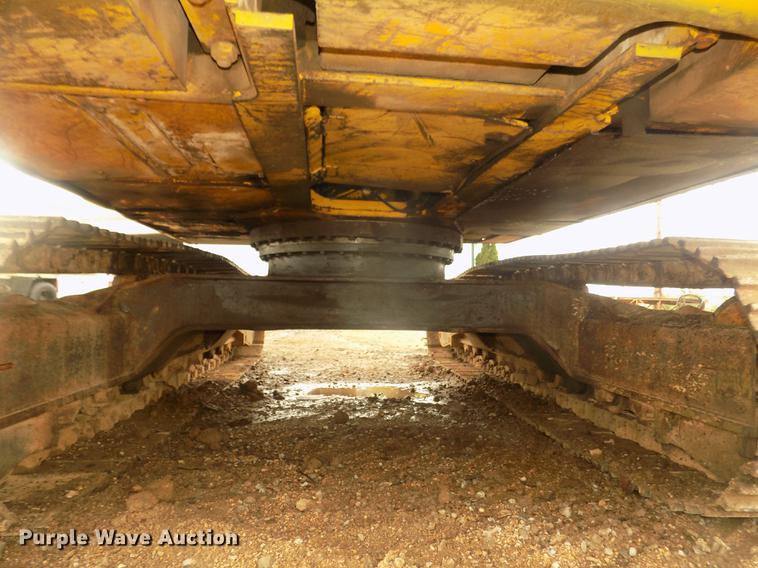 image for item DD2750 1996 Kobelco SK220LC excavator