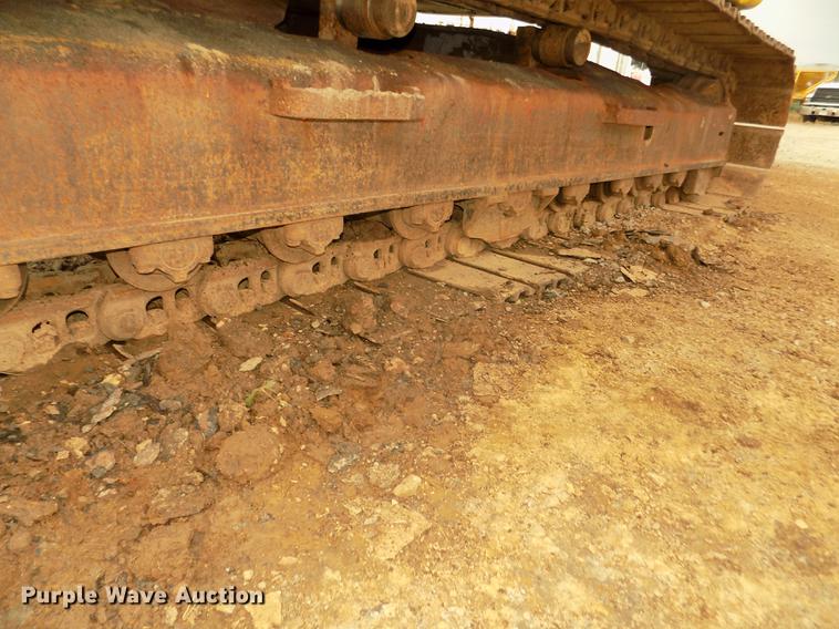 image for item DD2750 1996 Kobelco SK220LC excavator