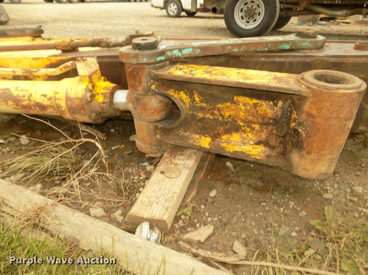 image for item DD2750 1996 Kobelco SK220LC excavator