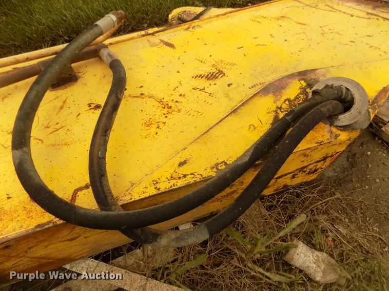 image for item DD2750 1996 Kobelco SK220LC excavator