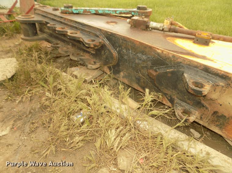 image for item DD2750 1996 Kobelco SK220LC excavator