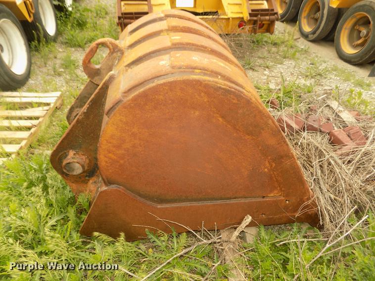 image for item DD2750 1996 Kobelco SK220LC excavator