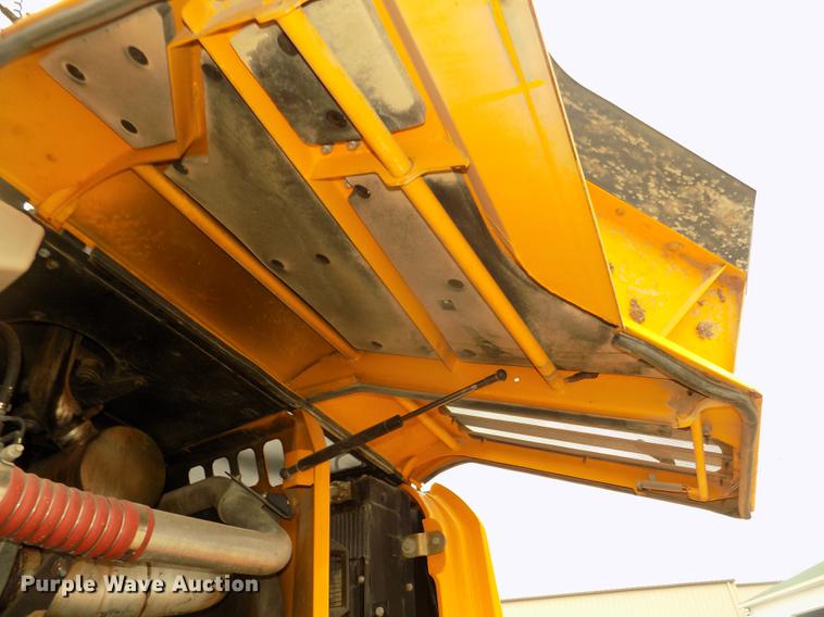 image for item DD2754 2013 JCB 437 ZX wheel loader