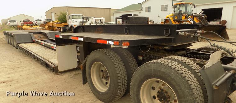 image for item DD2755 1984 Hyster lowboy equipment trailer